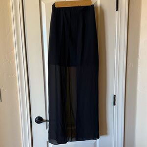 NWOT. —  Gianni Bini Black Sheer Mini Skirt w/long sheer overlay— SMALL